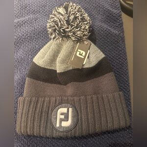 FootJoy Pom Beanie Hat in Gray and Black NWT